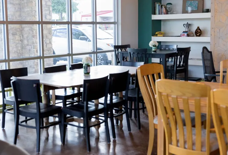 Cafeteria & Dining Area Cleaning