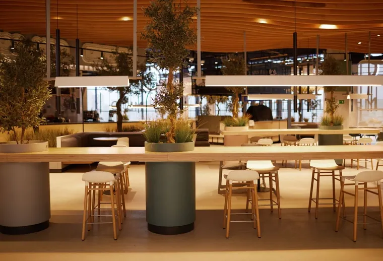 Food Court & Dining Area Cleaning