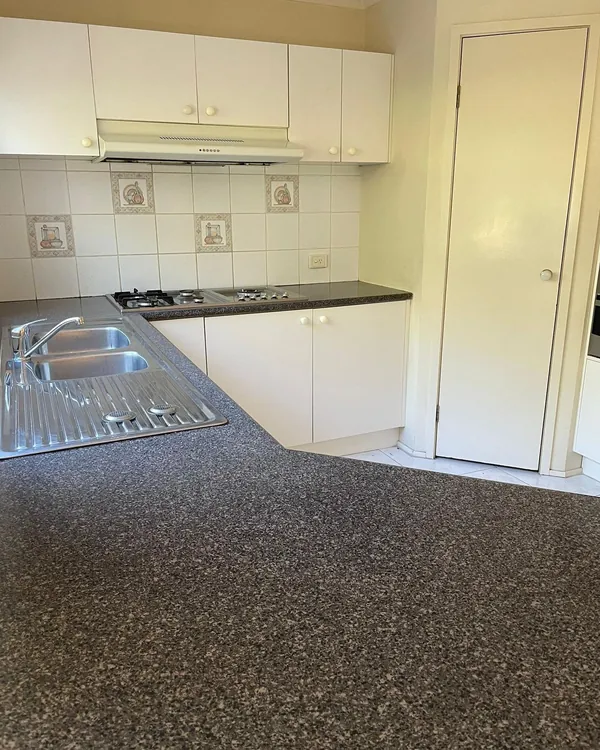 Kitchen benchtop after a clean